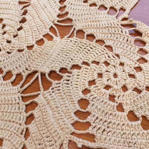 Vintage Doily - Handmade Cotton 15” - Picture 2 of 6